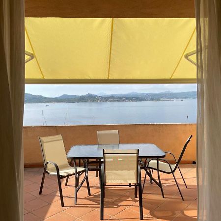 Appartamento Fronte Mare Residence Weber Ла Мадалена Екстериор снимка